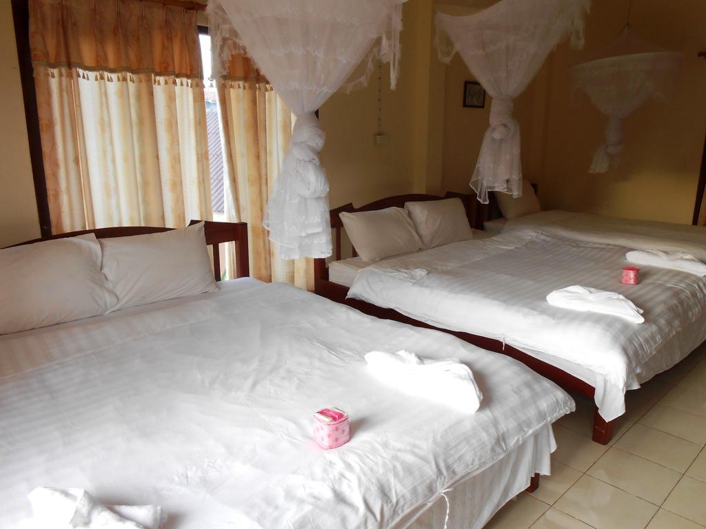 Jammee Guesthouse Vang Vieng Rom bilde