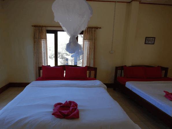 Jammee Guesthouse Vang Vieng Rom bilde